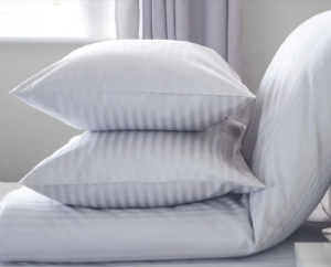 PAIR (2 PCS) HOTEL QUALITY PLAIN WHITE PILLOWCASE OVERLAP/ WITH ZIPPER CANADIAN COTTON BY PC ONLY