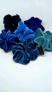 Donut ยางรัดผม โดนัท คุณภาพดี ผ้ากำหยี่ โทนสีฟ้า น้ำเงิน มี 3 ขนาด S=3" M=4" L=5" สามารถซักทำความสะอาดได้ เหนียว ทน ไม่ยืดง่าย