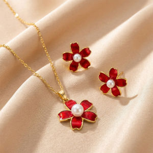 Fashion necklace pendant - Luxury and exclusive small-scale collar chain accessory   热销铜镶锆滴油山茶花珍珠项链女轻奢时尚百搭气质锁骨链套装