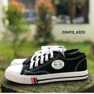 SEPATU SEKOLAH NB SEPATU IMPORT TERMURAH PRIA DAN WANITA