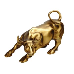 GIGBM Fortune Wall Street Bull Statue Feng Shui Light Luxury Golden OX Resin Figurine Living Room Cabinet Decor Handmade Nordic Animal Figurine Children