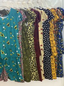 Sét 3 Bộ thun A Ti co giãn thoải mái quần lửng phom ống ôm – áo cổ tim hoặc tròn-tay con(45-80kg)