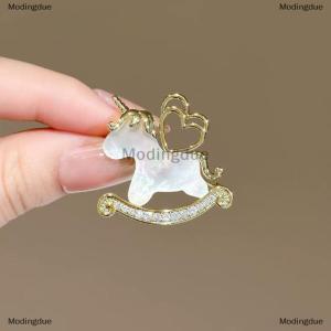 [COD] Modingdue Cute Cartoon Pony Brooch Zodiac Horse Exquisite Brooch Pin For Women Temperament Clothing Accessories Men Suit Lapel Corsage
