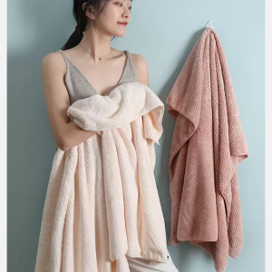 GIIKING ผ้าเช็ดตัวกำมะหยี่ปะการังหนาสีทึบนุ่มและเป็นมิตรกับผิวดูดซับได้ดีเยี่ยมและแห้งเร็ว