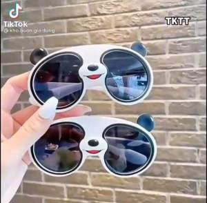 [HOT] Kính Mát Gấu Trúc Chống Tia UV Thời Trang Cho Bé Siêu Phẩm Kính Râm 2024