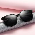 Kacamata Wanita Pria Anti Sunglass Dengan Fashion Sunglasses / kacamata hitam. 