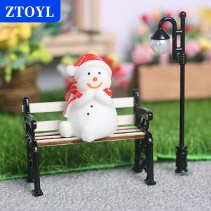 [COD] ZTOYL บ้านตุ๊กตา2ชิ้น เซ็ตม้านั่งสวนไม้ขนาดเล็กไฟถนนเครื่องประดับสวนนางฟ้าเฟอร์นิเจอร์กลางแจ้งโมเดลของเล่นตกแต่ง