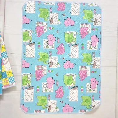 Miếng Lót Sơ Sinh Cotton-Polyester Chống Tràn Họa Tiết Dễ Thương 52x62cm