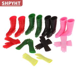 [COD] SHPYHT TOY 1Set 1:12 Dollhouse Miniature Rain Boots Gardening Gloves Gloves Baking Gloves Laundry Mitts Model Farm Decor Toy