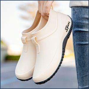 รองเท้ายาง ทนต่อการสึกหรอ รองเท้ากันลื่น พักผ่อน ประสิทธิภาพการกันลื่น ทนทาน เบาสบาย คลื่นแสง