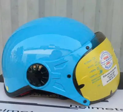 MŨ BẢO HIỂM NỬA ĐẦU 1/2 CÓ KÍNH CHÍNH HÃNG SUNDA 136B