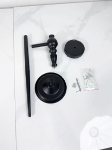 เชิงเทียนโลหะติดผนังขนาดใหญ่2ชุดสำหรับตกแต่งบ้านกระเป๋าแขวนเหล็กรูปคทาสีดำ2ชิ้น