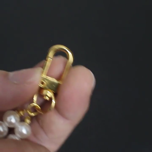 ไข่มุกสวยหรูลูกปัดพวงกุญแจมุกเทียมสายคล้องมือถือสายคล้องโทรศัพท์สายคล้องพวงกุญแจแฟชั่นเคสโทรศัพท์ข้อมือแฟชั่น