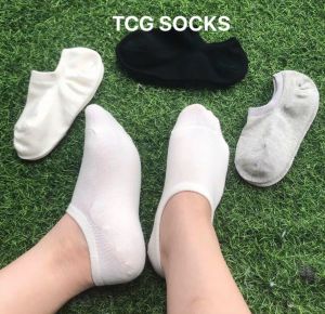 ( HÀNG DƯ XỊN) TẤT VỚ MUJI CỔ NGẮN TRƠN NAM NỮ ÊM CHÂN MỀM MẠI THOẢI MÁI MÀU TRẮNG FREE SIZE