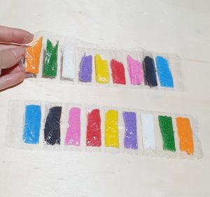 Tranh cát màu khổ A5 kèm 6 màu cát đa dạng mẫu cho bé 21x15cm có bán thêm cát riêng