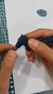 Craft Cutting Tools Kit 360 Degree Rotating Blade DIY Art Cuttings Tools with Cutting Pen 15/30/45 Degree Blades Cutting Mat