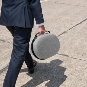 Portable Storage Bag Shockproof Protective Bag Case Anti-Scratch Hard Carry Bag Partition with Mesh Bag for Meta Quest 3