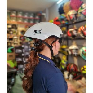 Mũ bảo hiểm thể thaoMũ xe đạp ROC R18 màu trắng