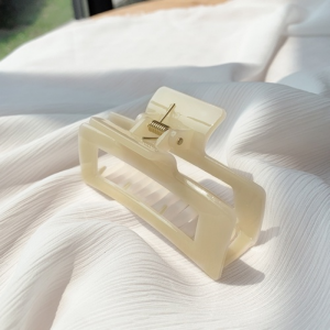 Geometric Rectangle Grab Clips Female Hair Clip Ponytail Hairclip for Women Korean Fashion Plastic Hair Pin Girl Hair Accessories Fashion Hair Claw Clip