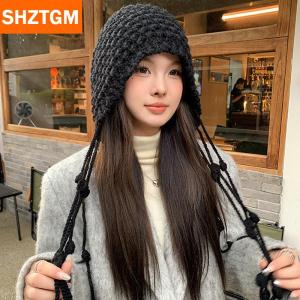 [COD] SHZTGM หมวกบีนนี่ไหมพรมถักไหมพรมทำมือสำหรับฤดูใบไม้ร่วงฤดูหนาวหมวกขนสัตว์กันลมมีพู่แบบสวมหัว