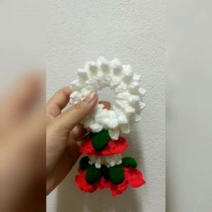 พวงมาลัยไหมพรม ขนาด 3*6 นิ้ว วงด้านในกว้าง 1 นิ้ว สินค้าพร้อมส่ง