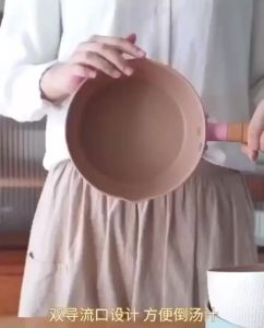 Chảo chống dính Ceramic 18cm đáy lòng sâu có tay cầm cán gỗ chống bỏng - chảo chống dính vân đá
