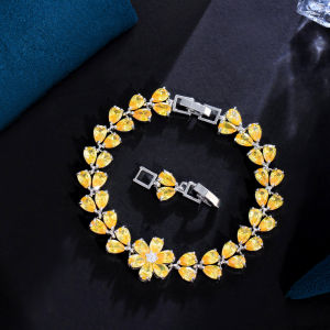 SEQUITO Twinkling Pave Water Drop AAA Cubic Zirconia Stones Silver Color Flower Chain Bracelet Bangle Exquisite Women Party Hand Jewelry for Birthday Gift B210