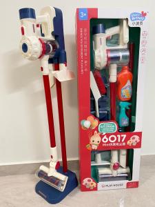 Kid Clean Toys Simulation Vacuum Cleaner / Pretend Play with Sounds and Light