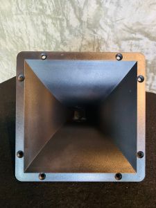 ปากเสียงแหลม ปากฮอร์น 8.5”*8.5” แบบเกลียว