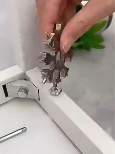 18 in 1 Multi‑function Snowflake Wrench Universal Spanner Keychain EDC Hand Tool