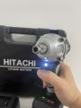Máy siết bulong pin HITACHI 220VF không chổi than tích hợp đầu bắn vít 2 trong 1 máy bắn bu lông máy siết ốc nhẹ nhỏ gọn xiết bulong khoẻ pin cực lâu. 