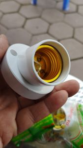 Đui đèn gắn ốp tường E27 đui xoáy 27mm chếch góc 45 độ nival