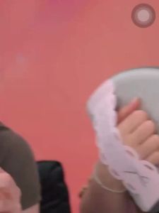 ฟองน้ำแต่งหน้า Everbab ปี 2025 พร้อมปมผีเสื้อ ใช้ได้ทั้งแห้งและเปียก ไม่ทำให้ผิวเป็นผง สำหรับรองพื้นและเครื่องสำอางเหลว เครื่องมือความงามระดับมืออาชีพ