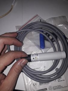 Cảm biến phát hiện cảnh báo đầy kho bồn chứa nông sản ngô lúa gạo cà phê tiêu điều hạt nhựa sắt thép nhô kính ... XT218A1PAL2 hãng Schneider