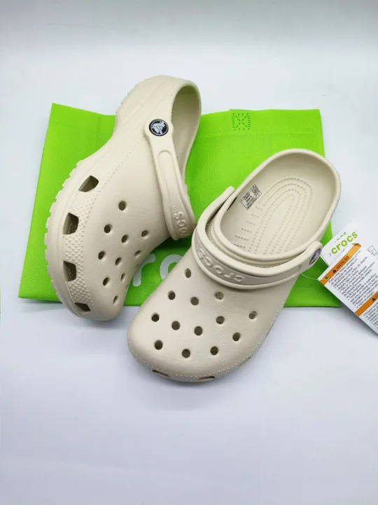 Crocs%20classic%20clog%20bone%20white%20unisex%20for%20man%20woman%20sandals%20with%20ecobag%20-%20Image%203