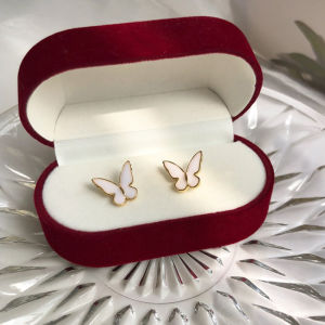 Nicedays🍒Anting Kupu-kupu Elegan Anting Rasa Tingkat Lanjut Wanita Anting Berlian Imitasi Indah COD