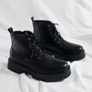 Mens Autumn Shoes Boots Mens British High-Top Leather Shoes Casual Leather Shoes Korean Style With Black Leather Boots
