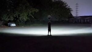 【MALAYSIA STOCK】Lampu Jalan Solar Anti Curi & Banjir|Auto Nyala Gelap + Cahaya Kuat REAL|Tahan Ribut 7 Hari