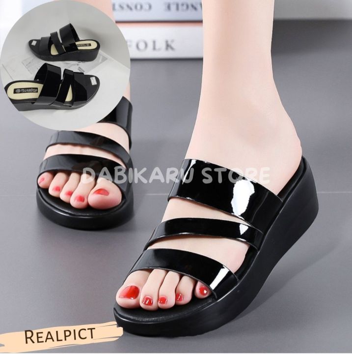 Lazada hot sale wedges wanita