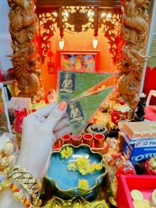 Ấn xoay chuyển xóa nợ