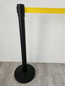 STAINLESS STEEL RETRACTABLE BELT QUEUE UP (Q-UP) STAND