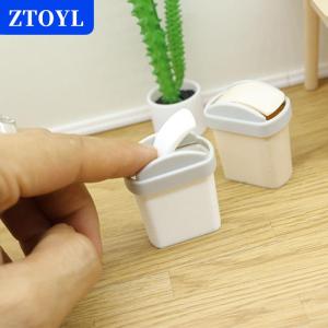 [COD] ZTOYL ถังขยะฝาพับขนาดเล็ก1ชิ้นโมเดลของเล่นขนาดเล็กบ้านตุ๊กตาจำลองถังขยะขนาดเล็ก