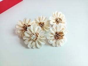 ดอกทานตะวัน 5 cm. (Sunflowers 5 cm.) ดอกไม้ดูดน้ำหอม ไม่ติดเชือก ขนาด 4 cm.