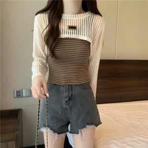 ⚜️SF Fashionable Retro Design Hollow-out Long Sleeved Top Design Sense Niche Shawl Knitted Short Smock
