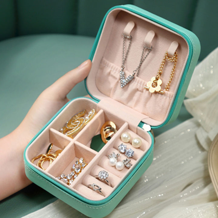 Miss Lan】Simple Portable Jewelry Storage Box Candy Color Velvet