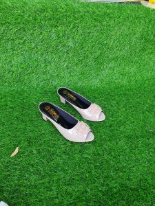 Sục nữ cao gót 5cm hở mũi Trường Hải da bóng đenkem S110 Form nhỏ