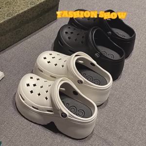 [Free Shipping] Simple And Stylish High-Heeled Perforated Shoes For Outdoor Wear Non-Slip 9CM Thick Sole Height-Increasing Fashionable And High-End EVA Dual-Use Ins Closed-Toe Slippers
