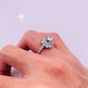 Nhẫn titan không phai không rỉ sét màu vàng và trắng mã 34 Nhẫn titan nữ bền màu trangsucmoiluatuoi.RIN