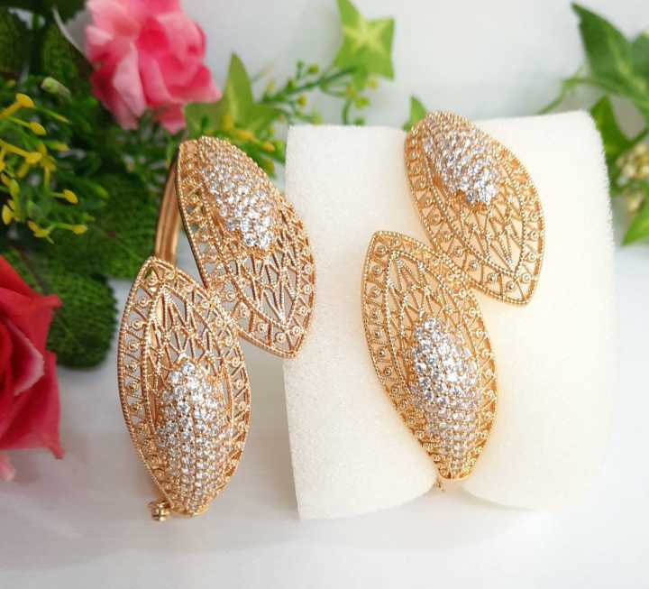 Gelang Bangle/Buka'an Motif Daun Silang/Color Gold | Lazada Indonesia