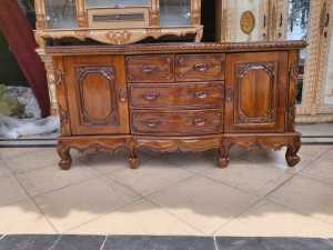 Meja TV Bupet TV pendek CMS Rainbow